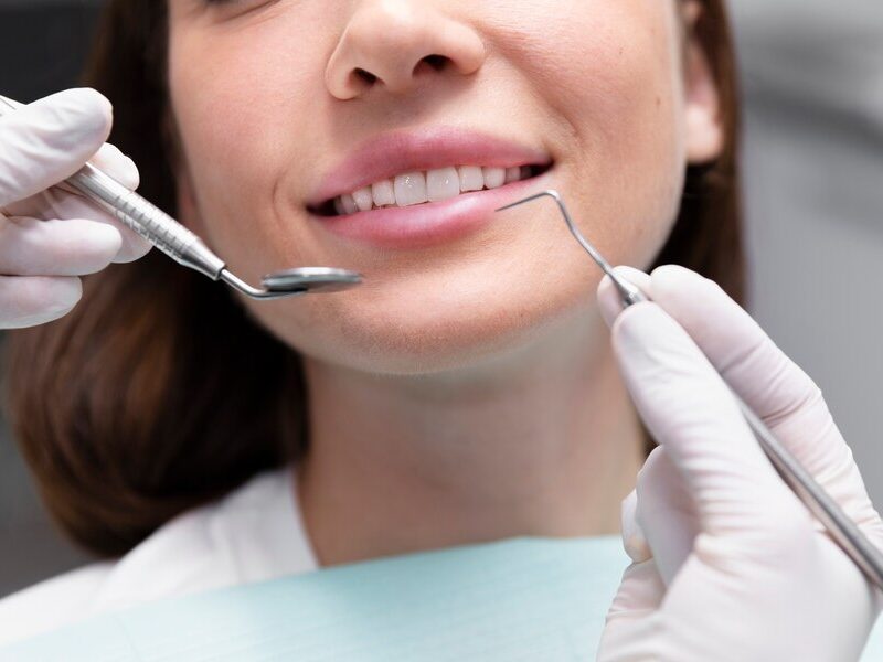 Trabalhamos para construir lindos sorrisos